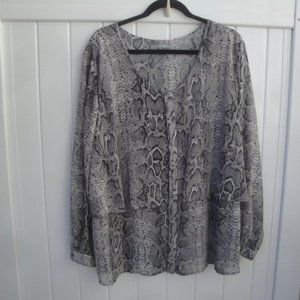 NY Collection Woman's Blouse Size 3X Animal Print Long Sleeve Button Down